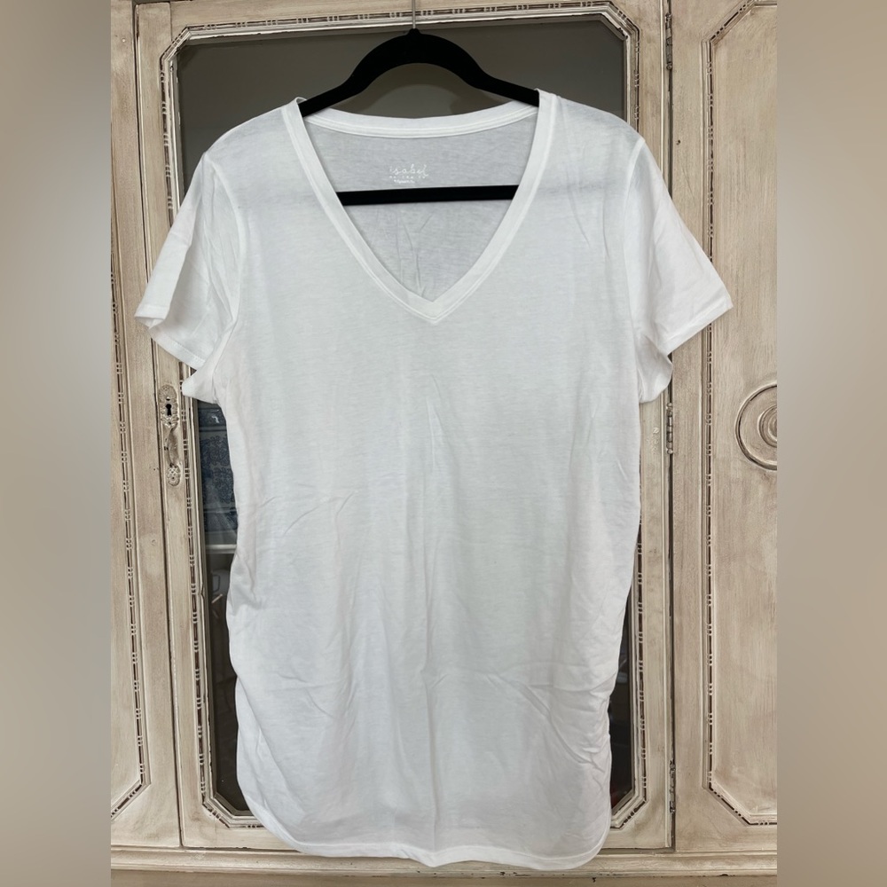 NWOT Isabel Maternity. XL. White ruched tee